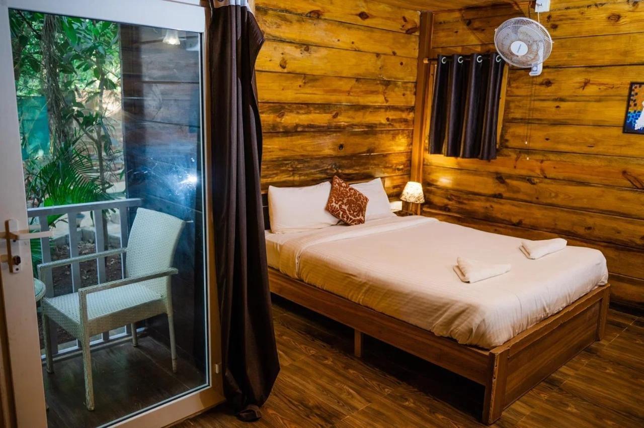 Kayan!V Resort Mandrem Exteriör bild